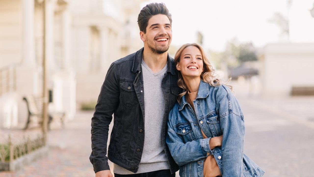 Dikenal Humoris, 4 Zodiak Ini Jago Bikin Hubungan Penuh Tawa