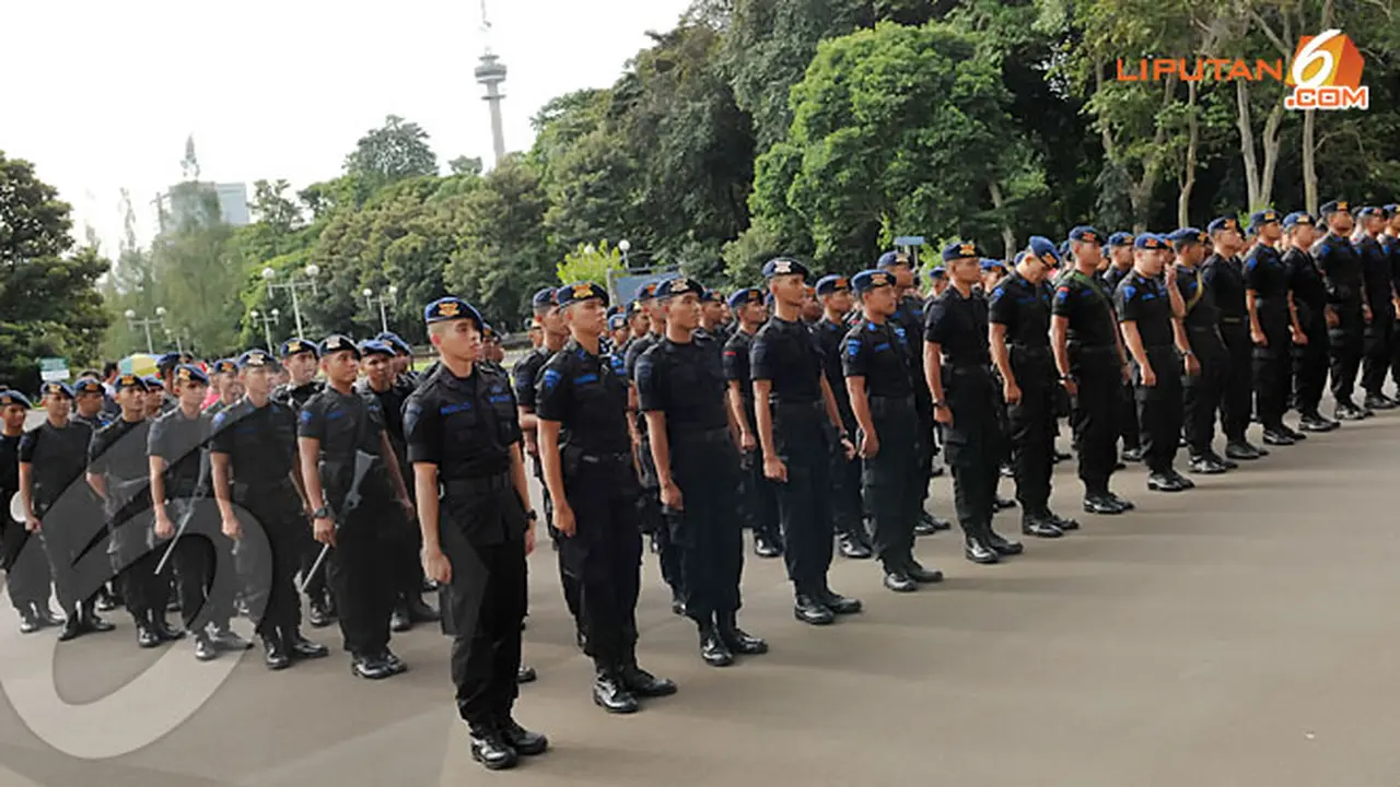 polisi-gbk-130714b.jpg