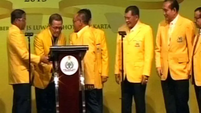 Di Rapimnas Ical Berjanji Menangkan Pemilu 2014