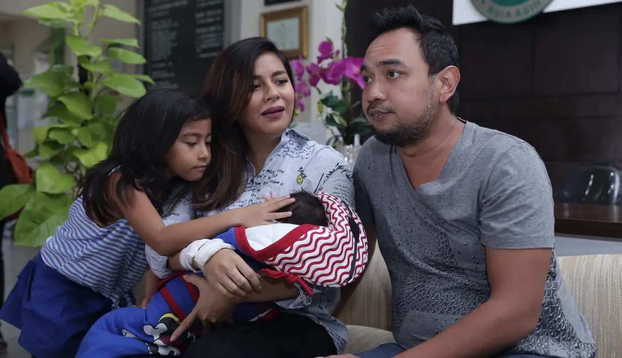 Musisi ini juga menjelaskan kata demi kata mengenai filosofi nama pada putranya. Bahwa, setiap kata selalu ada maknanya. (Galih W. Satria/Bintang.com)