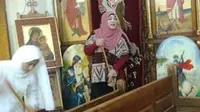 Ibu Guru Dan Muridnya Bersih-bersih Gereja Untuk Meningkatkan Toleransi Dan Persaudaraan (Foto: Al Arabiya)