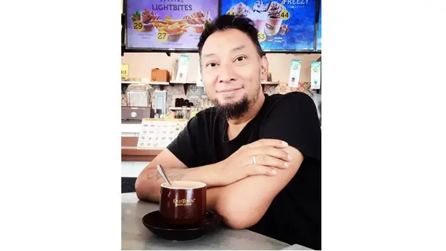 Chef Haryo merupakan koki yang kerap mengisi berbagai acara kuliner di televisi, kini ia memilih vakum dari dunia hiburan.