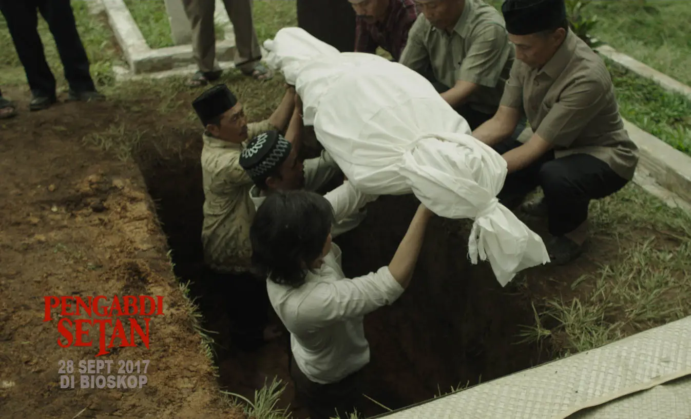 Salah satu adegan di film Pengabdi Setan. (Doc: RAPI Films)