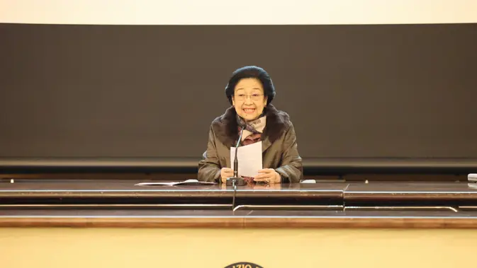 Megawati Bergandengan Tangan untuk Meredakan Luka Perang di Palestina dan Ukraina