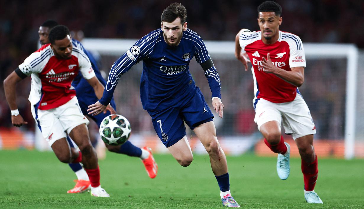 Kemenangan ini sekaligus menuntaskan dendam PSG yang sebelumnya takluk 0-2 dari Arsenal di fase awal liga. (AFP/Frank Fife)