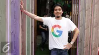 Dilarang Bawa Ponsel, Desta Bisa Foto Bareng Kahiyang Ayu
