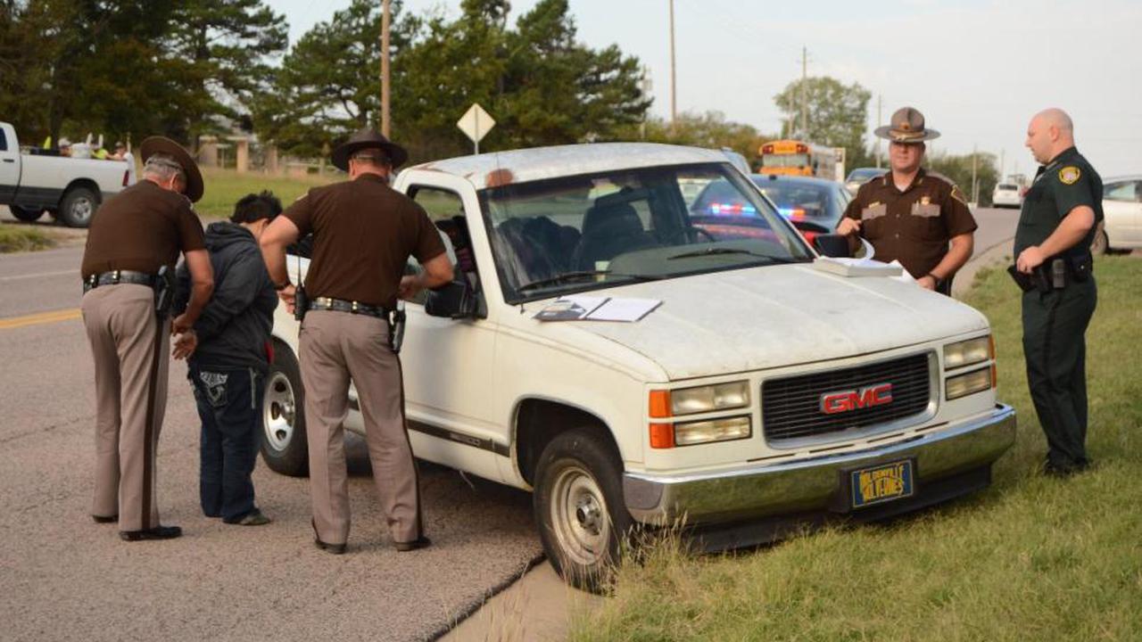 Bocah 3 Tahun Kendalikan Mobil yang Disupiri Ibu Pemabuk