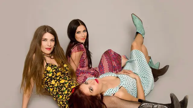 7 Potret Terbaru Las Ketchup, Penyanyi Asereje yang Terkenal Tahun 2000-an