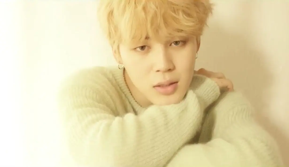 Tidak ada alasan yang jelas, warganet yang tak bertanggung jawab itu mengancam akan menembak Jimin sambil mengunggah foto pistol. Tentu saja hal ini membuat para penggemar BTS menjadi khawatir. (Foto: soompi.com)