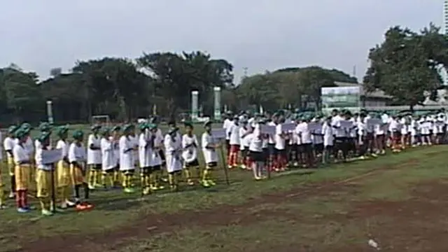 Pesepakbola U-12 Dukung Andik Cs