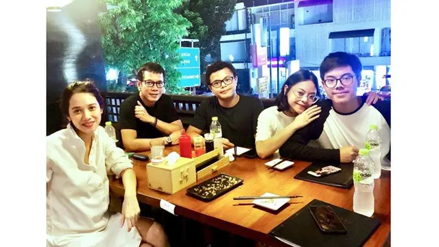 Disebut Calon Ibu Menteri, Ini 6 Momen Mesra Gista Putri Bareng Wishnutama