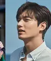 Keromantisan Lee Min Ho dan Suzy Bae kini tinggal kenangan. Sejak menjalin cinta selama tiga tahun, hubungan mereka harus kandas di tengah jalan. Namun hingga kini publik masih mencaritahu soal kisah asmara mereka. (Instagram)