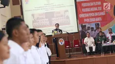 Menpora Imam Nahrawi memberi sambutan pembuka Diklat Paskibraka Nasional 2018 di Wisma Soegondo Cibubur, Jakarta, Kamis (26/7). Diklat diikuti 68 siswa terbaik dari 34 provinsi di Indonesia. (Liputan6.com/Helmi Fithriansyah)