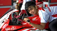 Pebalap Astra Honda Racing Team, Yassin Somma, memenangi balapan pertama Asia Dream Cup 2016 seri Thailand di Sirkuit Buriram, Sabtu (3/12/2016). (Facebook/AHRT)