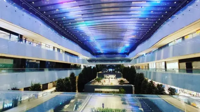 Pusat Perbelanjaan Terbesar di Dunia, Iran Mall