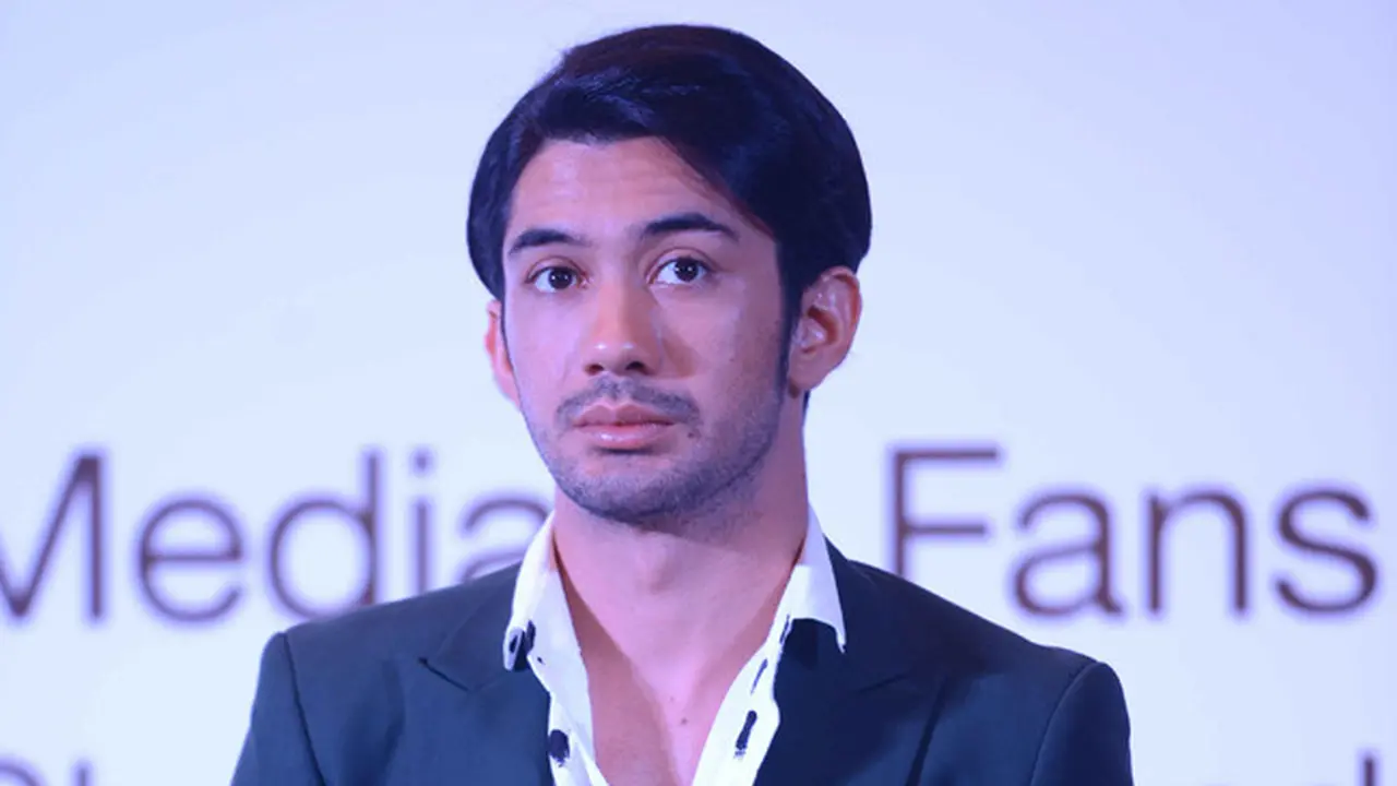[Bintang] Reza Rahadian