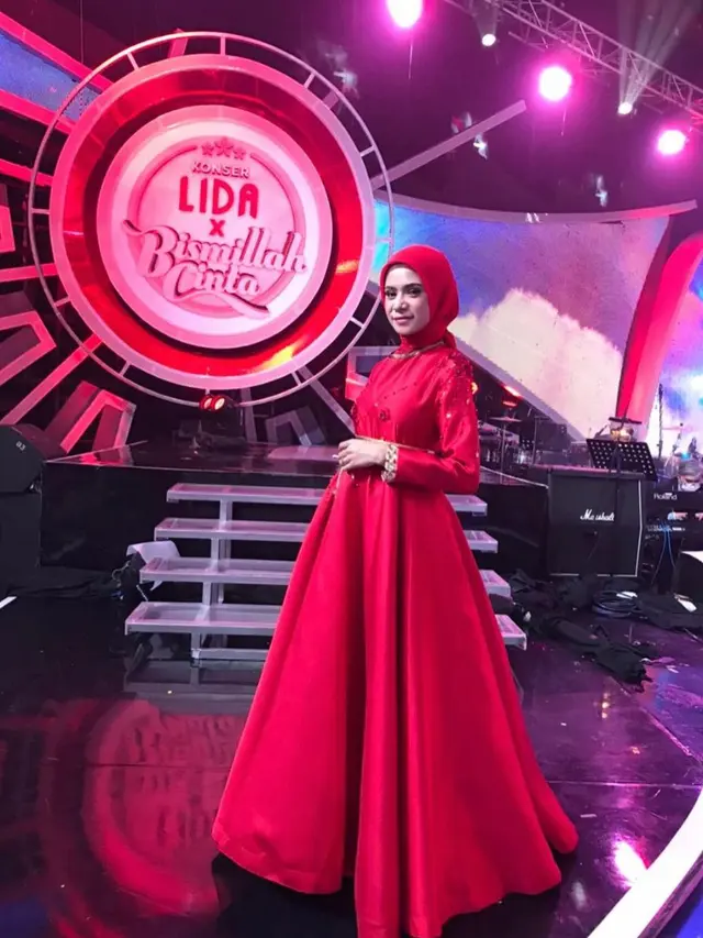 7 Pesona Janna LIDA, Pedangdut Muda Asal Papua Barat yang Curi Perhatian