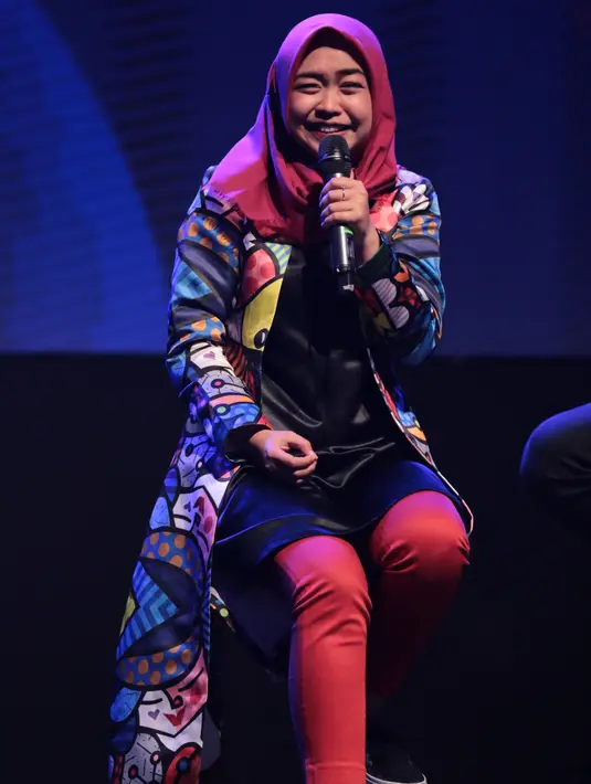 Adik Oki Setiana Dewi itu membagikan tips menjadi seorang vlogger atau youtuber. Selama ini, ia aktif membagikan kisah atau aksi kocaknya di media sosial. (Adrian Putra/Bintang.com)