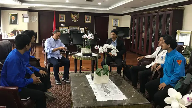 Zulfikli Hasan dan PII