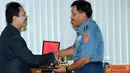 Citizen6, Cilangkap: Pemberian pelakat ketika kunjungan Rektor UI ke Mabes TNI Cilangkap. (Pengirim: Badarudin Bakri Badar)