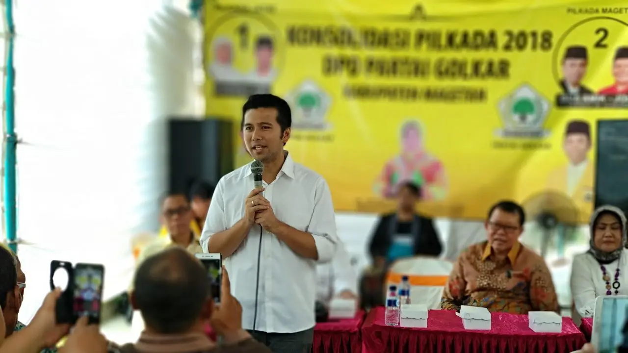 Calon Wakil Gubernur Jawa Timur nomor urut 1 Emil Elestianto Dardak. (Liputan6.com/Dian Kurniawan)