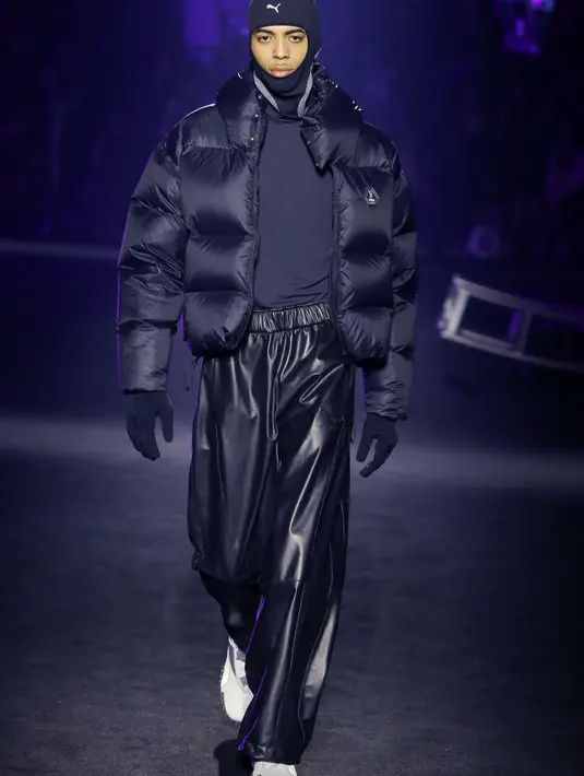 Creative Director PUMAXF1, A$AP Rocky menyutradarai dan menjadi bintang di kampanye Mostro yang dirilis. [Foto: Document/PUMA]