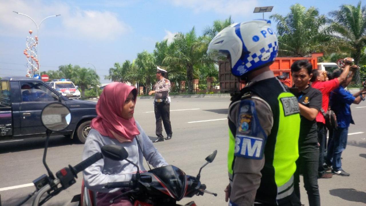 Pertama di Indonesia, Polres Kediri Terapkan Sistem E-Tilang