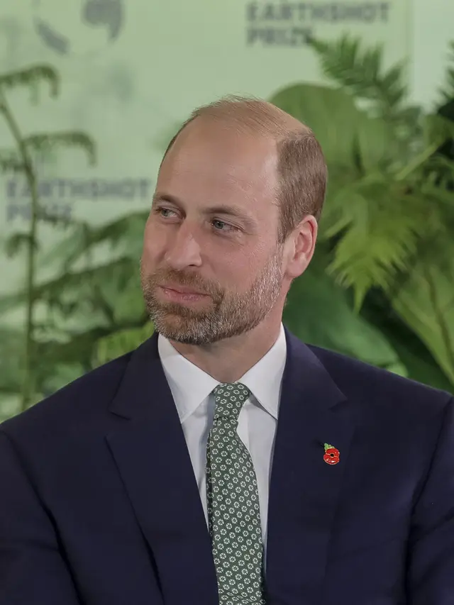 Aksesori Pangeran William di Afrika Selatan Curi Perhatian, dari Dasi Berbahan Limbah hingga Gelang Persahabatan