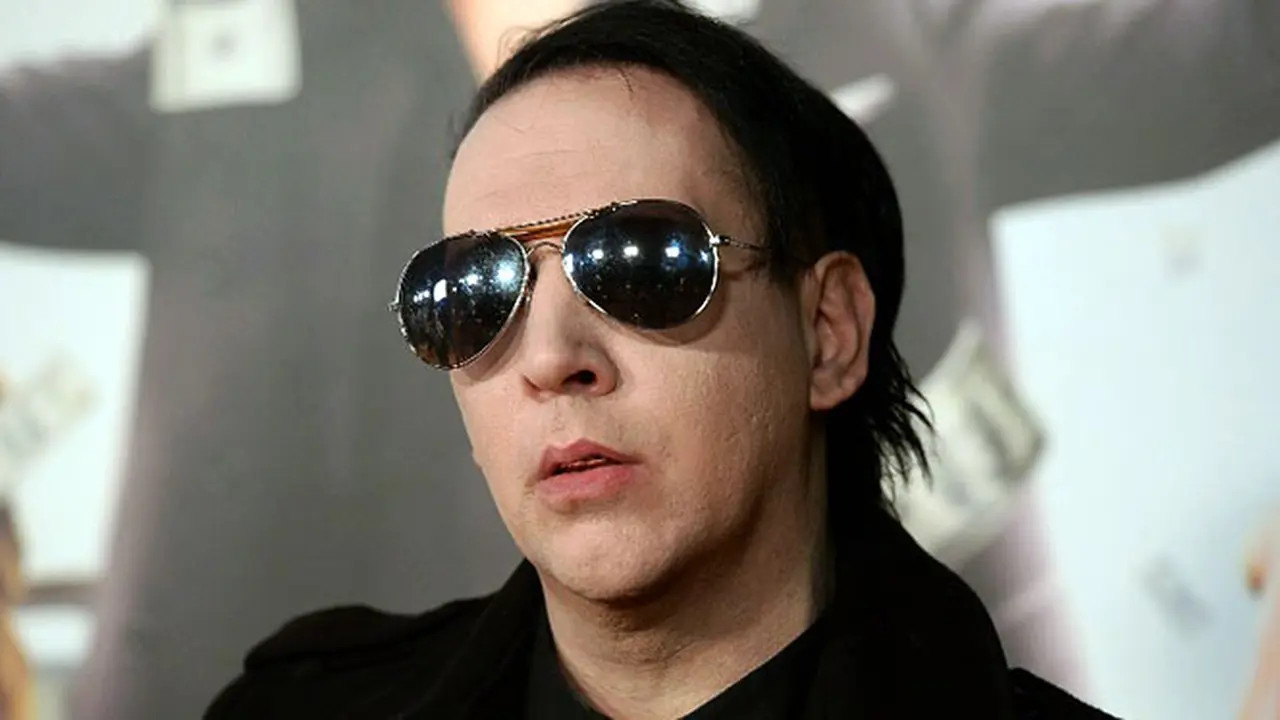marilyn-manson-131021b.jpg