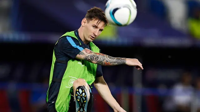 10 tendangan bebas terbaik Lionel Messi selama berkarier di kompetisi La Liga Spanyol bersama Barcelona.