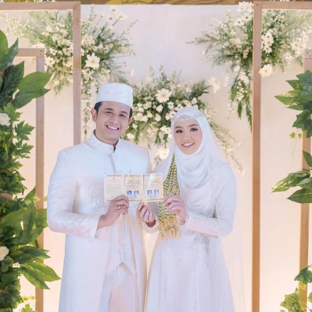 Sudah Menikah, Ini 6 Potret Hamas Syahid Pemain Merindu Baginda Nabi dan Istri