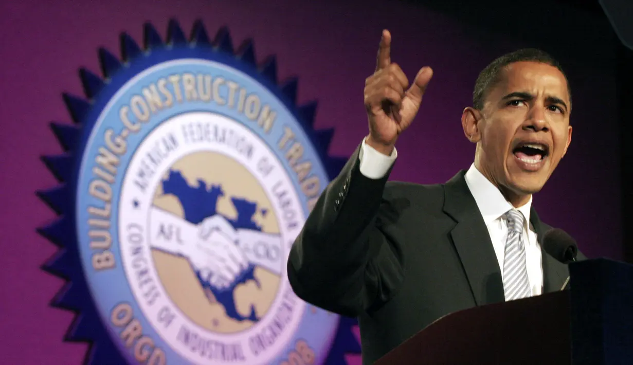 Barack Obama berbicara pada Konferensi Legislatif Gedung AFL-CIO 2005 di Hotel Washington Hilton 20 April 2005 di Washington, DC. (Chip Somodevilla / Getty Images / AFP)
