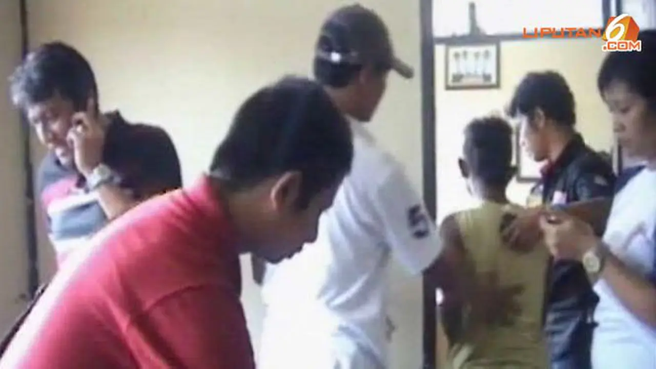 aniaya-teman-130628c.jpg