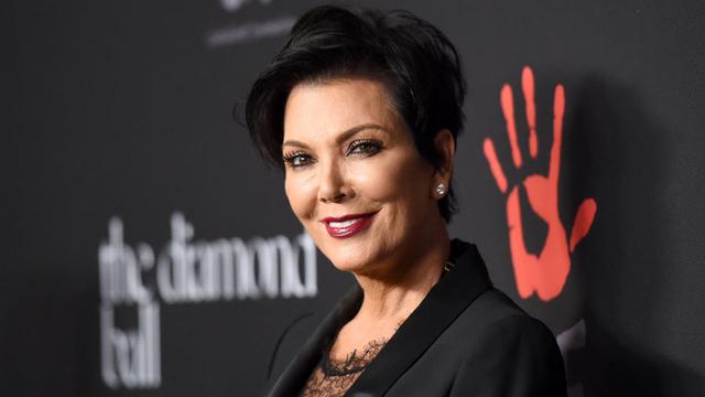 Resmi Bercerai Ibu Kim Kardashian Tetap Sandang Nama Jenner