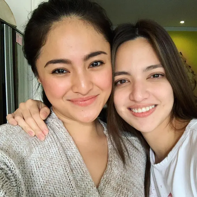 Potret Persahabatan Nia Ramadhani dan Marshanda. (Sumber: instagram/marshanda99)