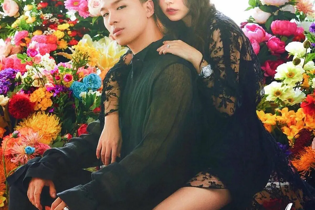 [Bintang] 4 Bulan Menikah, Song Hye Kyo dan Song Joong Ki Didoakan Cepat Punya Momongan