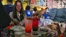 Pasar takjil Ramadan Benhil ini mulai buka pukul 14.00 WIB hingga waktu azan Magrib tiba. (Liputan6.com/Angga Yuniar)