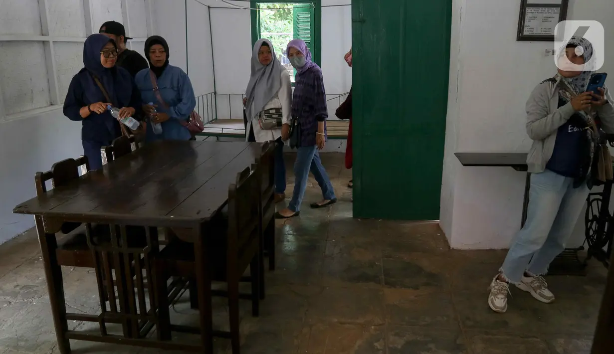 Beberapa ruang ada di Monumen Pancasila Sakti, diantaranya ruang Pameran Foto Dokumenter hingga koleksi mobil peninggalan para Pahlawan Revolusi. (Liputan6.com/Herman Zakharia)