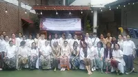 Kunjungan Yayasan Batik Indonesia di Rumah Batik Komar di Bandung. (Liputan6.com/Henry)