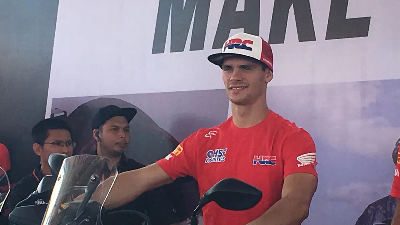 Pembalap motocross Team HRC, Tim Gajser