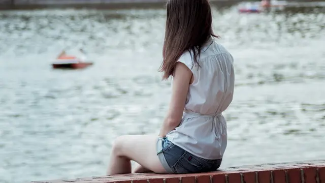 [Bintang] Katanya 5 Zodiak Ini Paling Susah Dapat Pacar, Emang Iya?