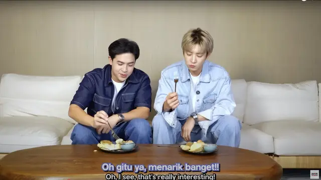 Jerome Polin dan Chanyeol EXO berkolaborasi bermain ular tangga. dok.  Nihongo Mantappu