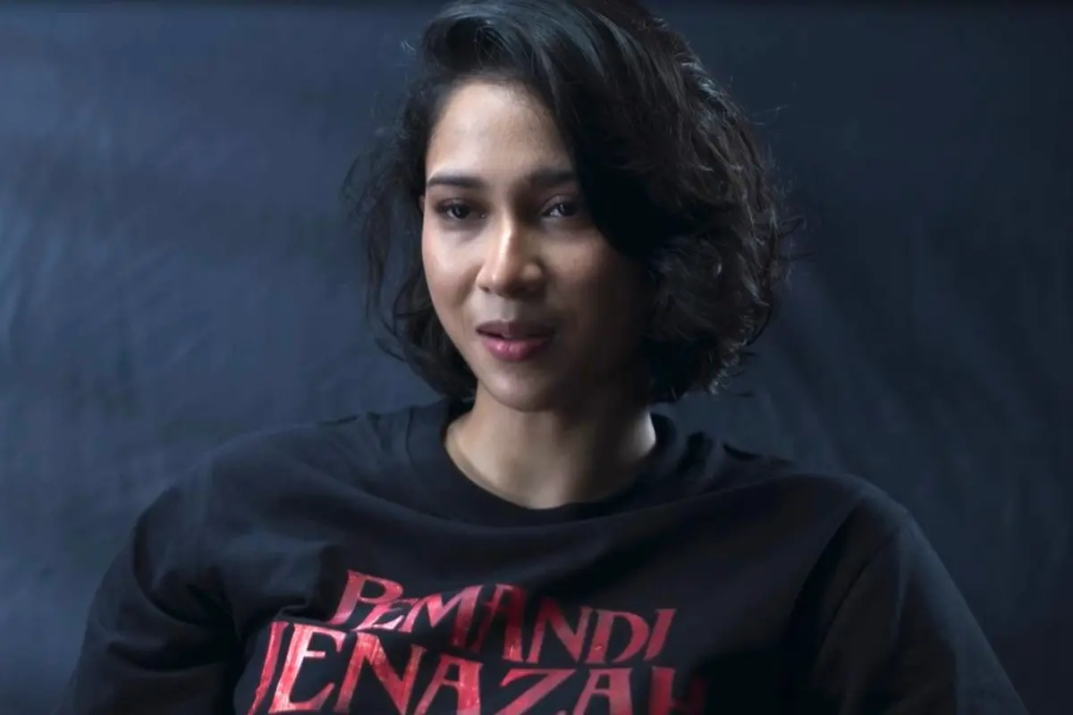 Aghniny Haque di film Pemandi Jenazah (Istimewa)