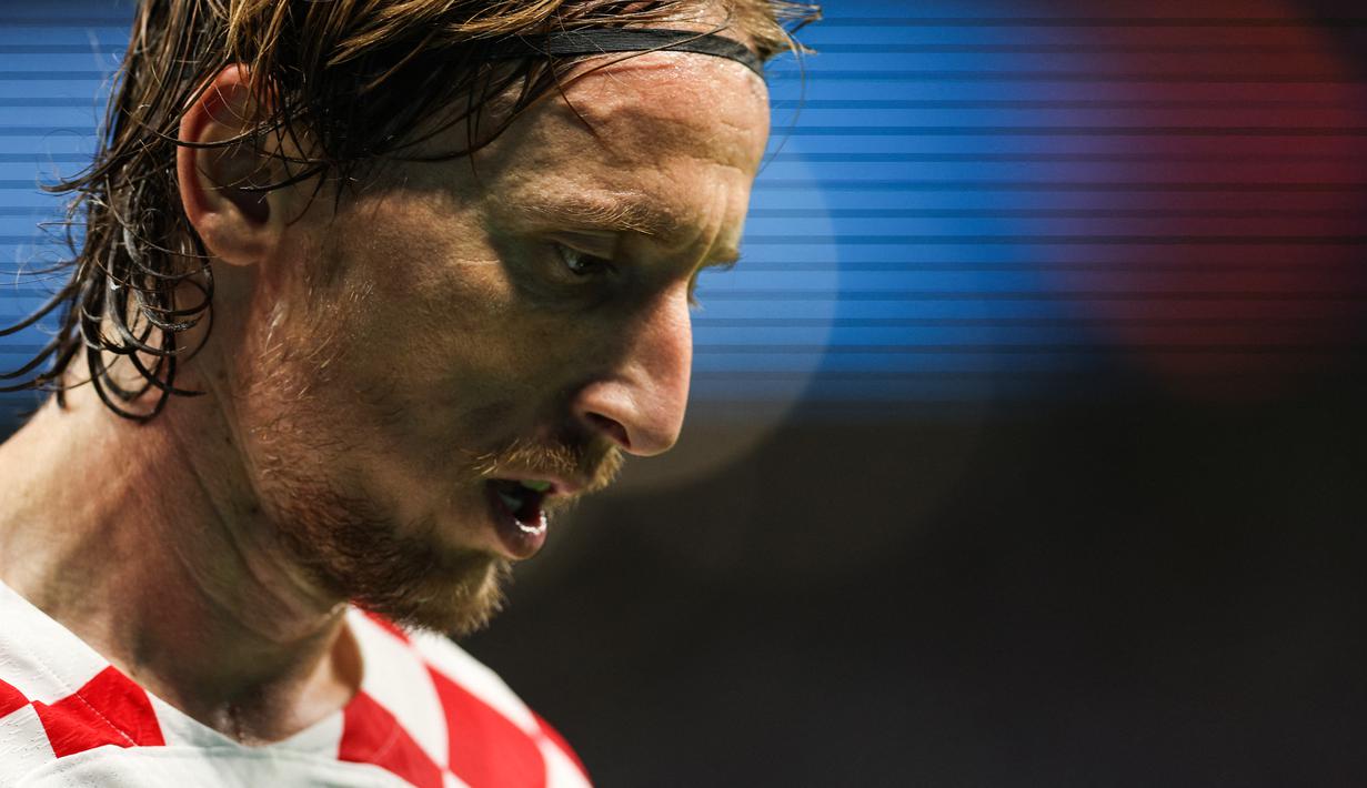 <p>Pemain Kroasia, Luka Modric saat laga 16 besar Piala Dunia 2022 melawan Jepang yang berlangsung di&nbsp;Al Janoub Stadium, Senin (05/12/2022). (AFP/Adrian Dennis)</p>