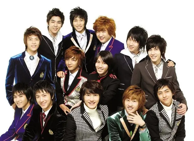 Super Junior formasi lengkap