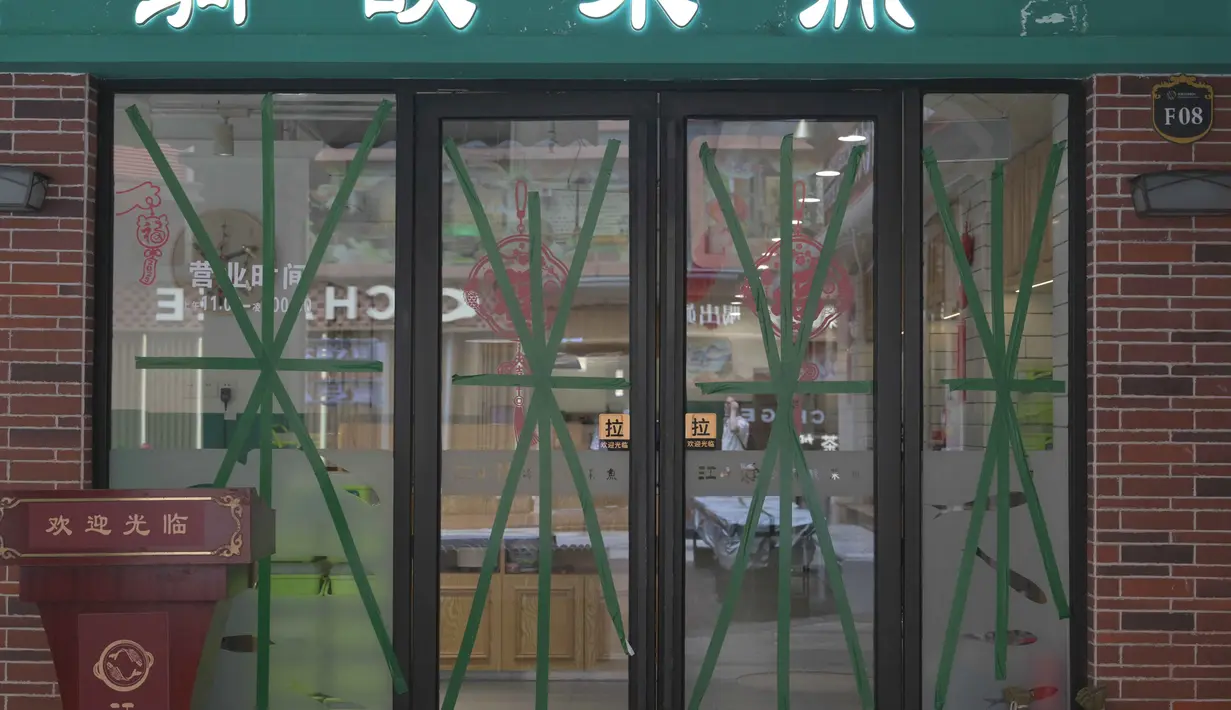 Sejumlah ilmuwan umumnya sepakat bahwa perubahan iklim yang disebabkan oleh manusia membuat badai semakin kuat dan sering terjadi seiring dengan pemanasan global. (Adek BERRY/AFP)