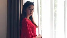 Zoe Abbas Jackson, aktris kelahiran 2002 ini tak lagi asing di layar kaca. Dirinya dikenal berperan sebagai Nana di sinetron "Buku Harian Seorang Istri" bersama Cinta Brian dan Antonio Blanco Jr. (Liputan6.com/IG/@zoeabbasjackson)