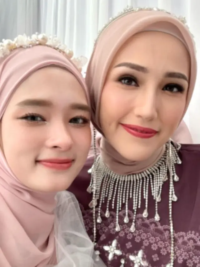 Banjir Pujian Warganet, Begini 8 Potret Inara Rusli Kenakan Outfit Cantik bak  Ibu Peri