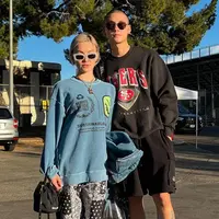 Kebersamaan pasangan selebriti ini pun tak lepas dari sorotan netizen. Agnez Mo dan kekasih sendiri cukup sering mengunggah berbagai momen bersama di media sosial. (Liputan6.com/IG/@ryoshiadam)