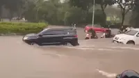 Banjir Tangsel Mulai Surut, BPBD Masih Siagakan Perahu Karet